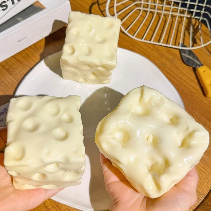 Taba Squishy Cheese Cube, Ball - Party Games For Adults avis et prix